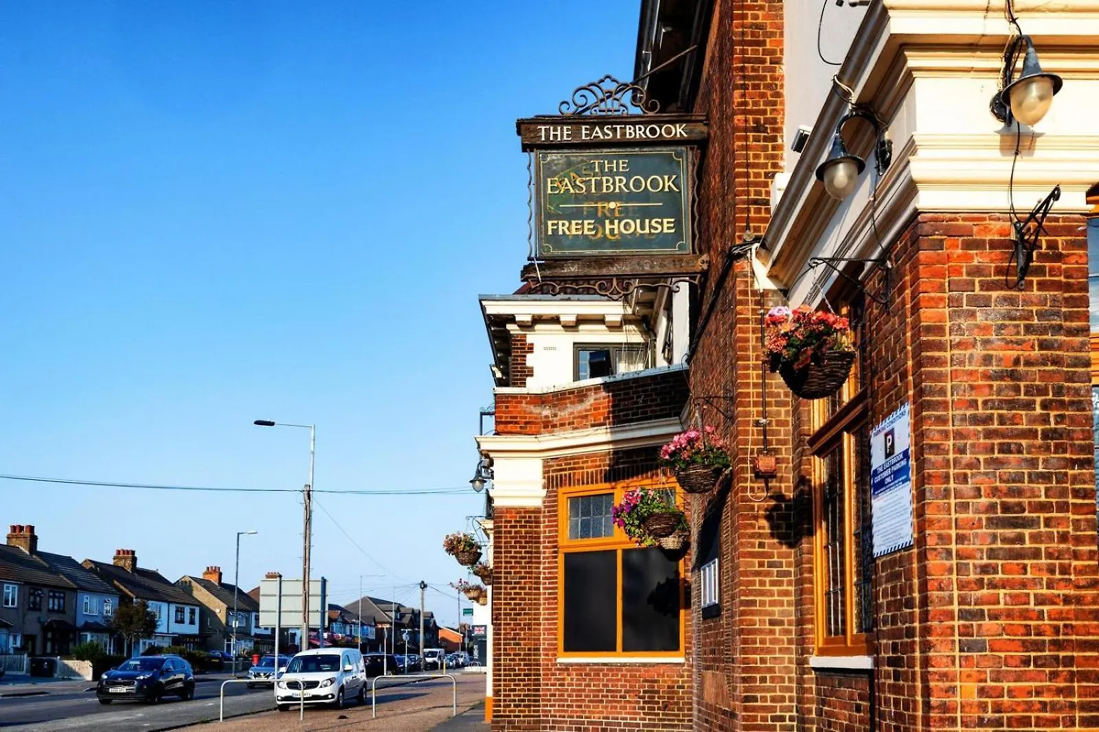 The Eastbrook Pub & Hotel Dagenham