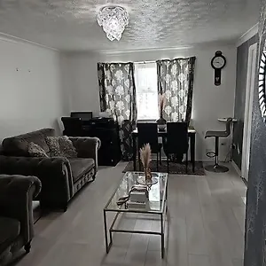 Apartment Spacious Two Bedrooms